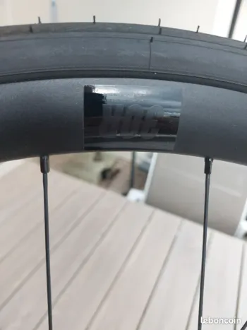 Used Bianchi Wheelset 700c 2026 bike — image 3 of 8
