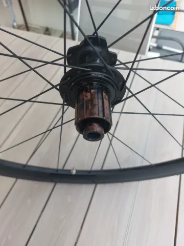 Used Bianchi Wheelset 700c 2026 bike — image 7 of 8