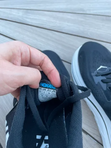 Hoka Clifton 10 bike usato — immagine 3 di 5