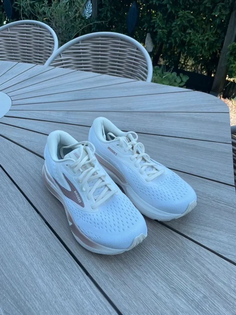Used Brooks Adrenaline GTS Running Shoes