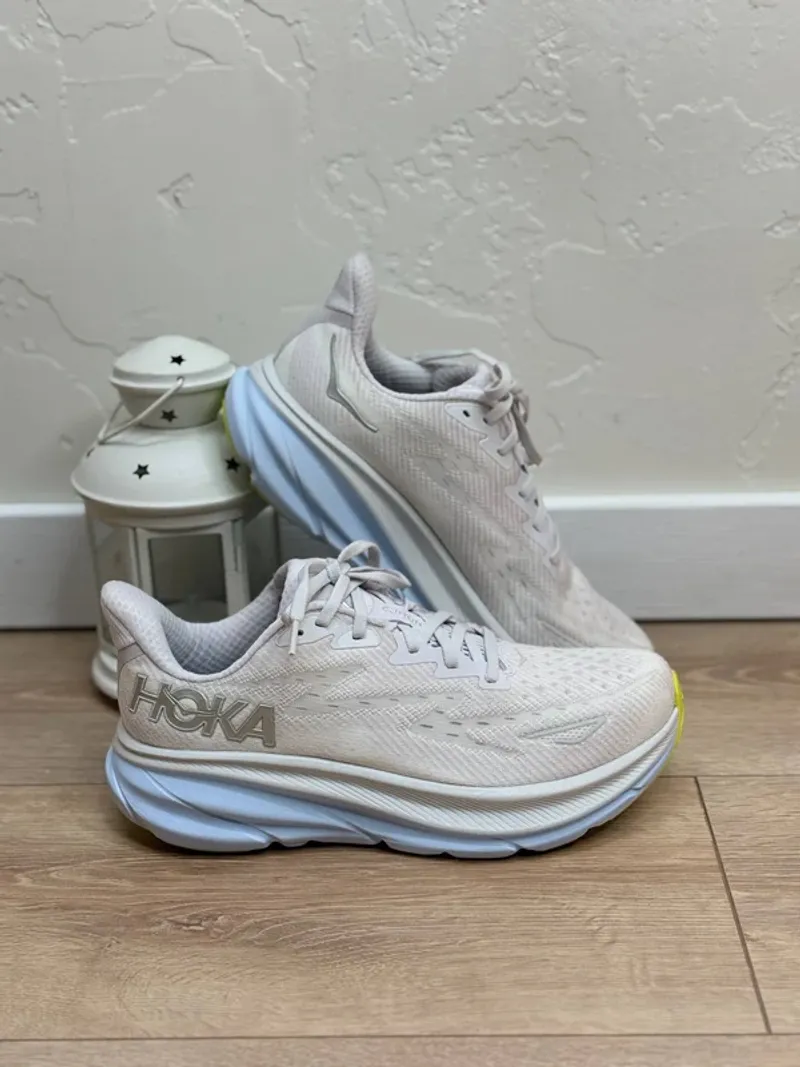 Brugt Ideal Clifton 9 Wide Running Shoes