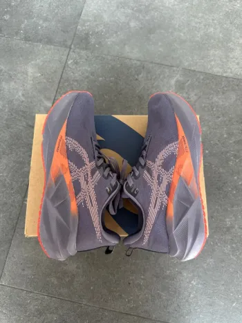 Used Asics Novablast 5 bike — image 6 of 7