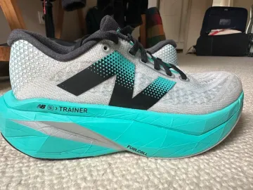 New Balance FuelCell SuperComp Trainer v3 bike d'occasion — image 7 sur 9