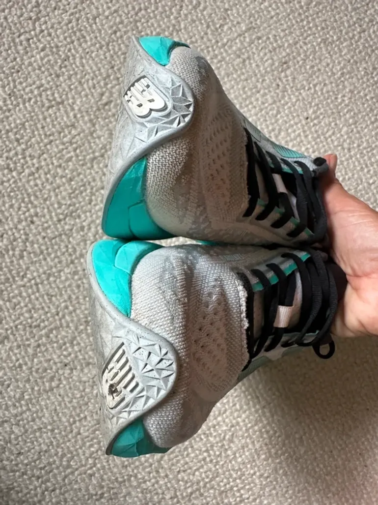 Použité New Balance FuelCell SuperComp Trainer v3 bike — obrázek 4 z 9