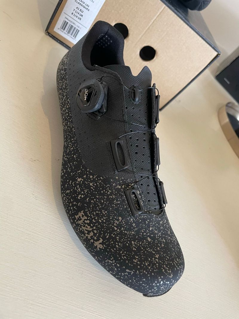 Used Fizik Tempo Overcurve R4 Cycling Shoes