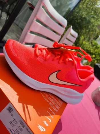 Used Nike Revolution 7 bike — image 3 of 12