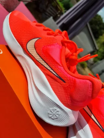 Used Nike Revolution 7 bike — image 6 of 12