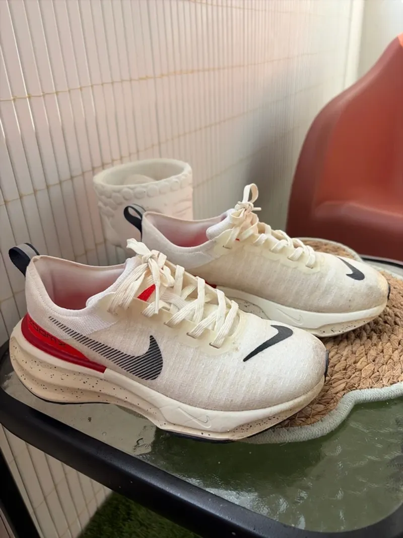 Použité Nike Invincible 3 Running Shoes