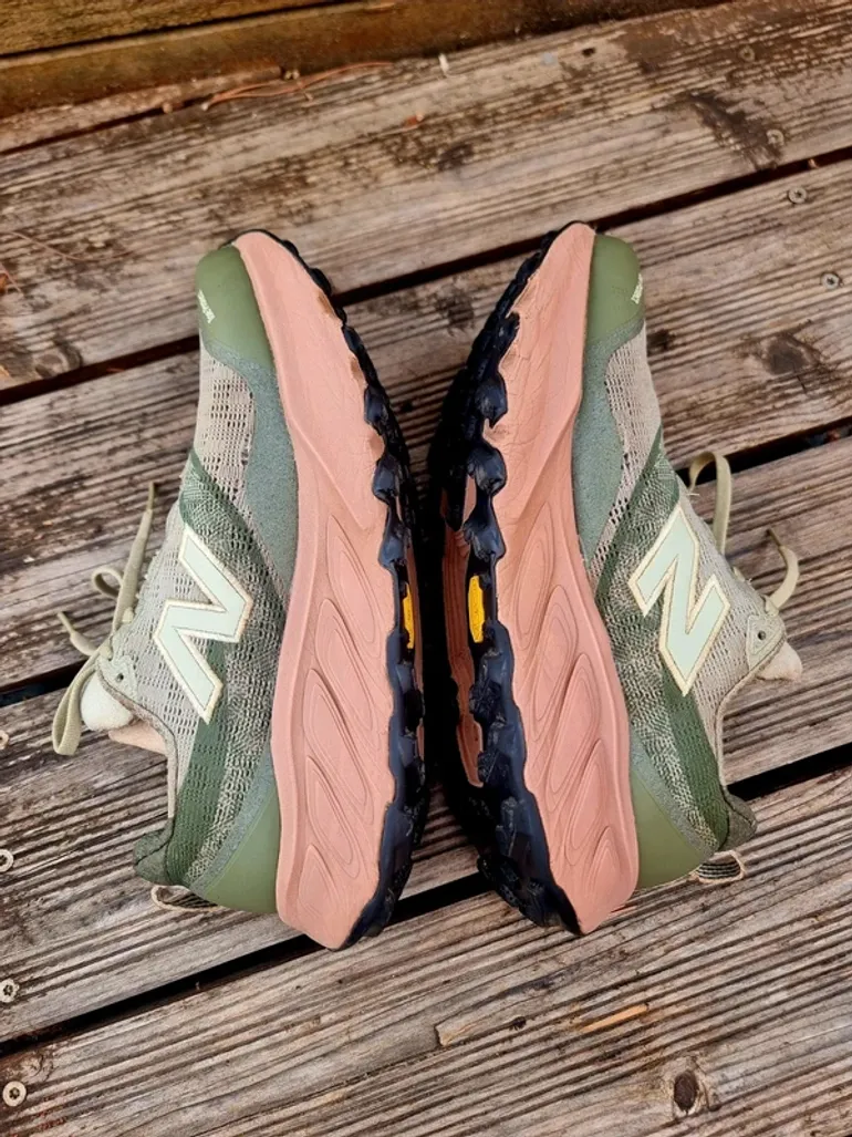 Gebrauchtes New Balance Hierro V9 bike — Bild 2 von 9