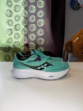 Used Saucony Ride 15 bike — image 2 of 10