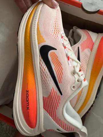 Used Nike Zoom X bike — image 2 of 3