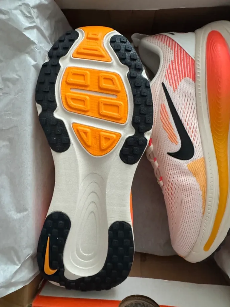 Used Nike Zoom X bike — image 3 of 3