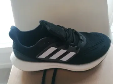 Käytetty Adidas Kaptir 2.0 Running Shoes