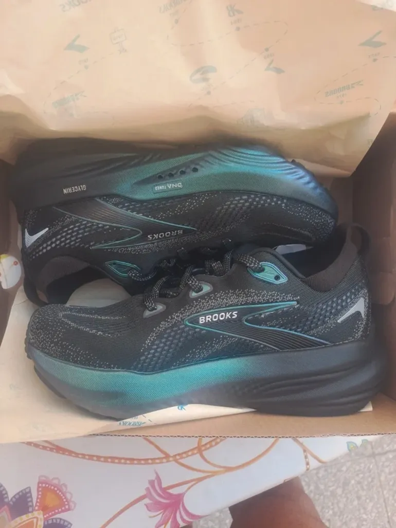Used Saucony Glycerin 22 bike — image 4 of 12