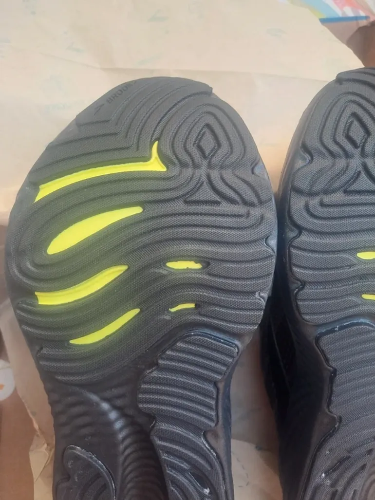 Used Saucony Glycerin 22 bike — image 10 of 12