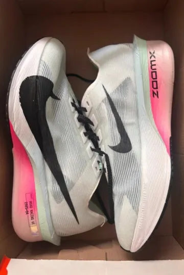 Używany Nike ZoomX Vaporfly Next% Running Shoes