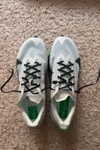 Używany Nike ZoomX Vaporfly Next% bike — zdjęcie 2 z 4
