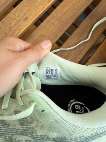Asics Novablast 5 bike d'occasion — image 4 sur 4
