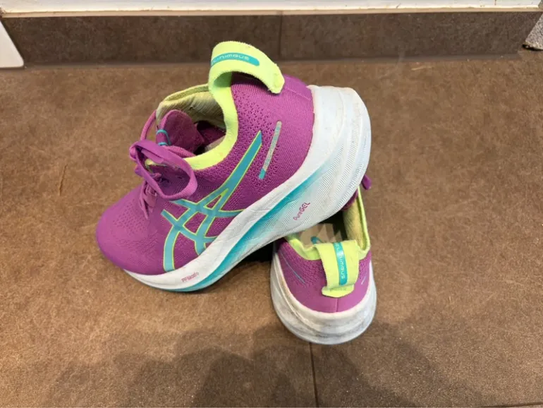 Brugt Asics Gel Nimbus 26 bike — billede 3 af 5