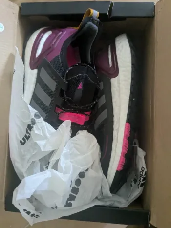Käytetty Adidas Ultraboost C.RDY bike — kuva 3 / 5