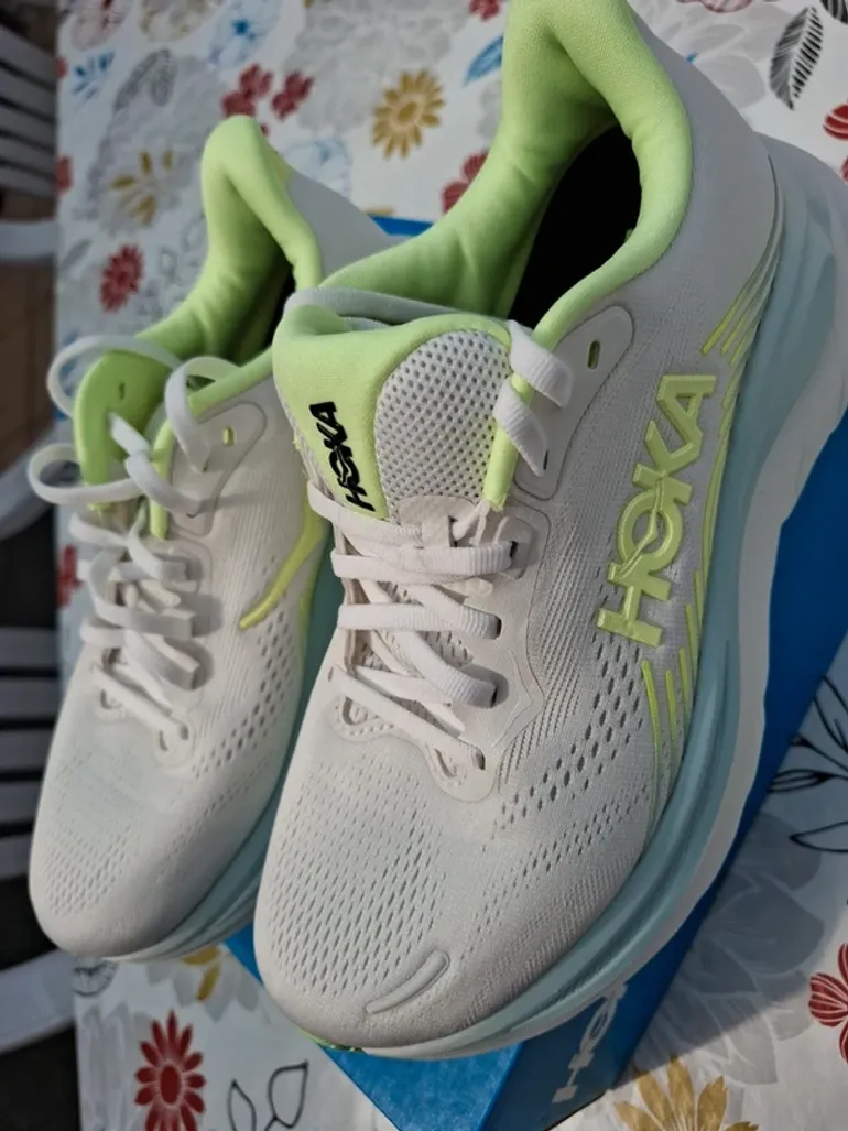 Hoka Clifton 11 Wide bike usato — immagine 6 di 6
