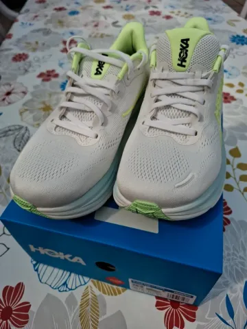 Hoka Clifton 11 Wide bike usato — immagine 1 di 6