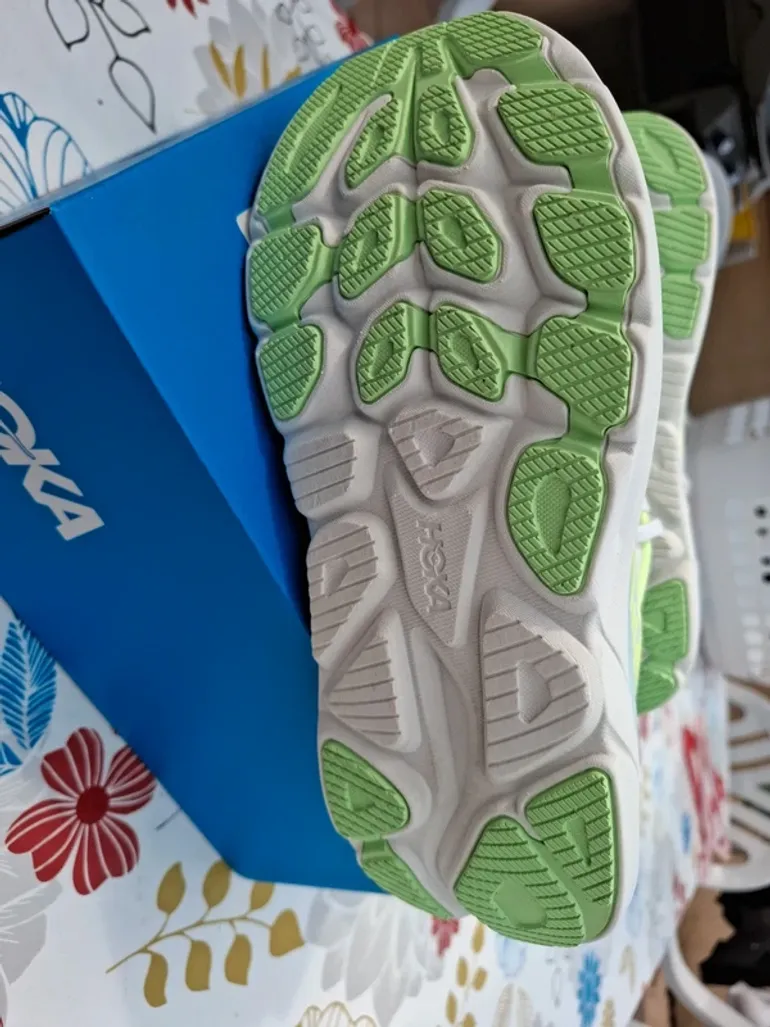 Hoka Clifton 11 Wide bike usato — immagine 2 di 6