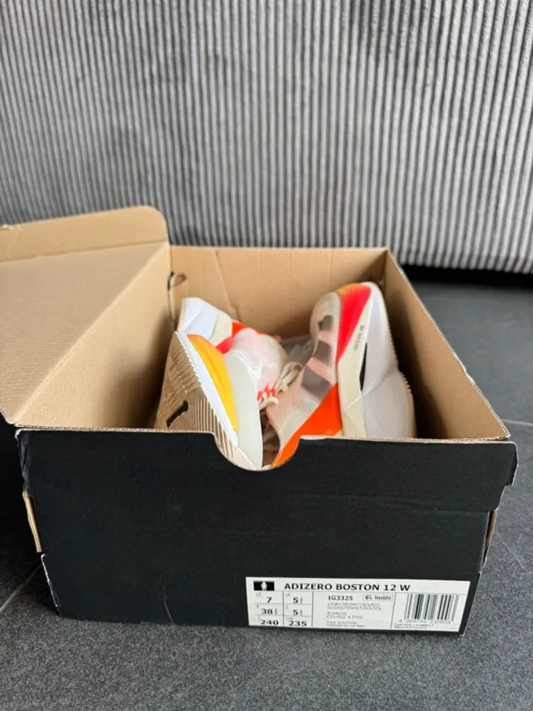 Used Adidas Adizero Boston bike — image 9 of 10