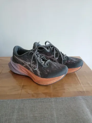 Asics Novablast 3 Running Shoes d'occasion