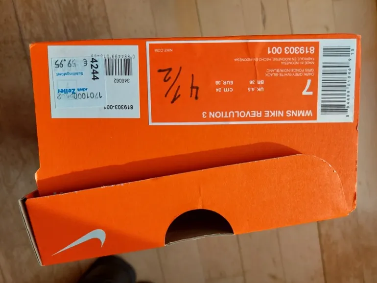 Brugt Nike Sportschuhe Damen bike — billede 4 af 4
