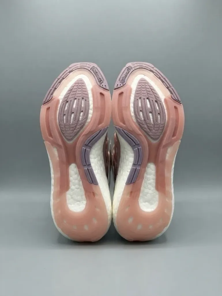 Brugt Adidas Ultraboost 22 bike — billede 2 af 4