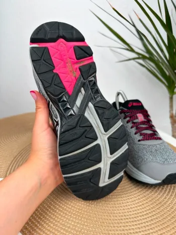 Used Ideal ASICS GT-1000 6 G-TX bike — image 9 of 10