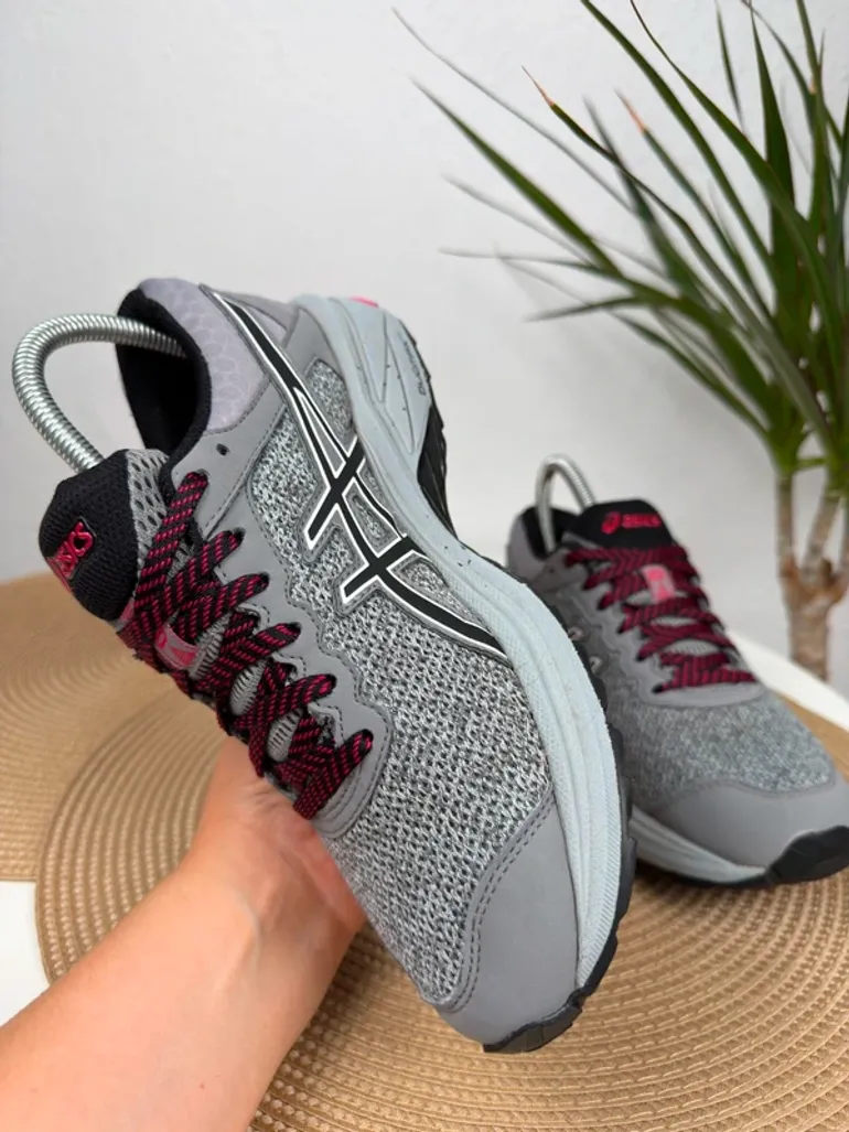 Used Ideal ASICS GT-1000 6 G-TX bike — image 5 of 10
