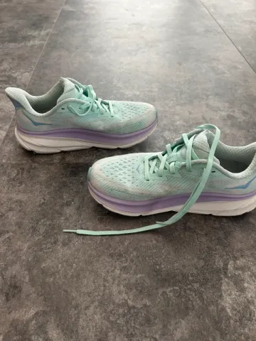 Hoka Clifton 9 bike usato — immagine 9 di 9