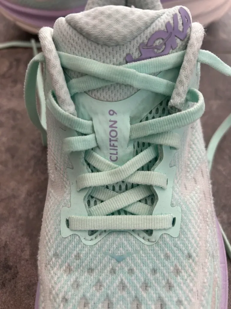 Hoka Clifton 9 bike usato — immagine 5 di 9