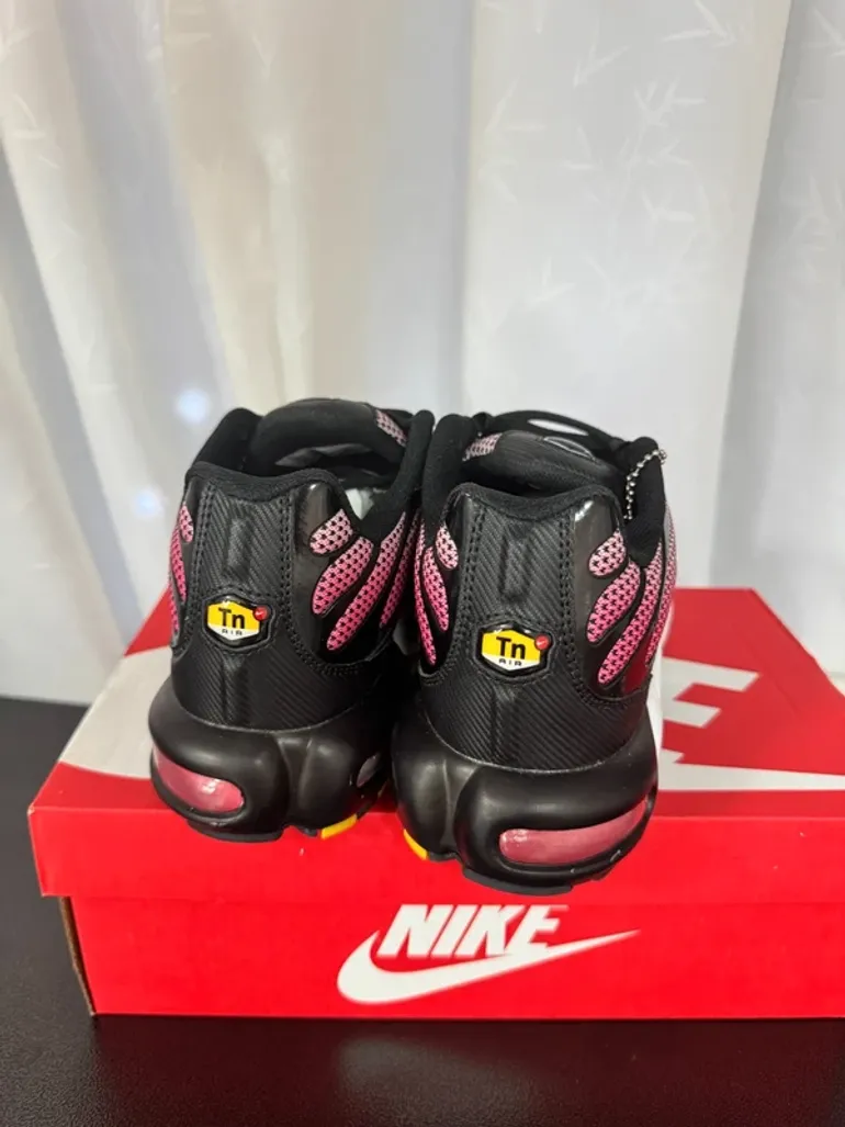 Used Nike Air Max Plus TN bike — image 3 of 6