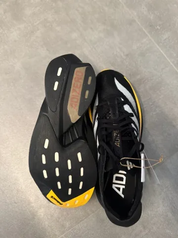 Used Adidas Adios Pro 3 bike — image 1 of 7