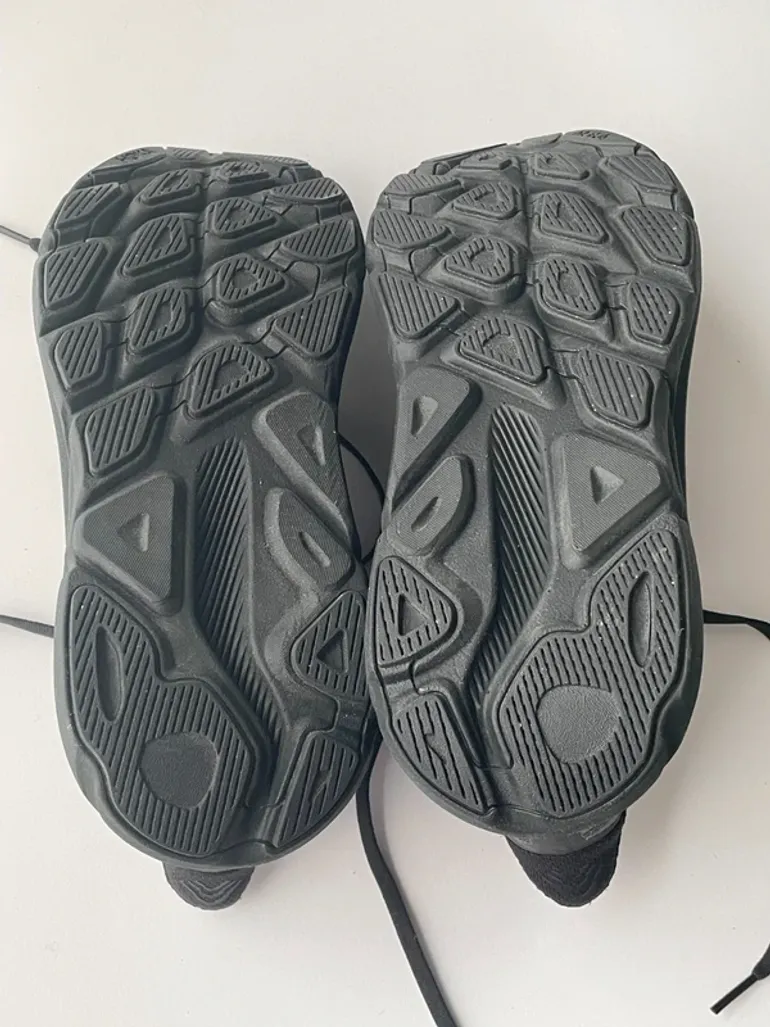 Used Hoka Clifton 9 bike — image 2 of 3