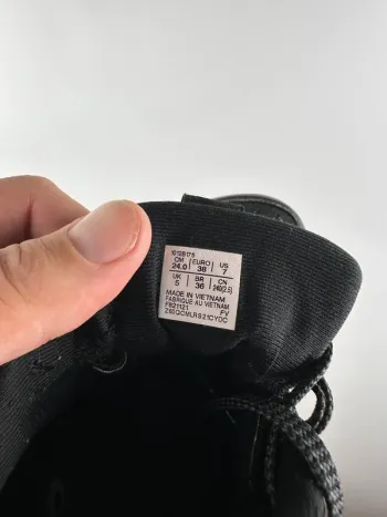 Used Asics Gel-Trabuco 10 Gtx bike — image 11 of 11