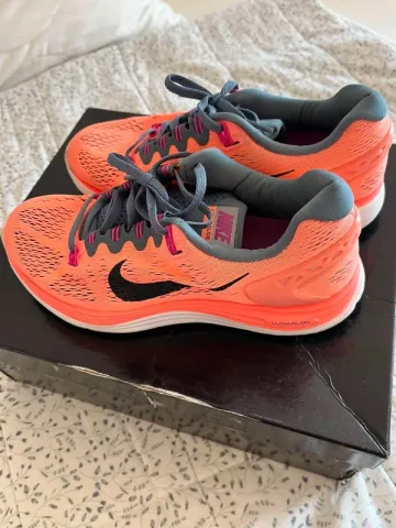 Käytetty Nike Scarpe Running bike — kuva 1 / 6