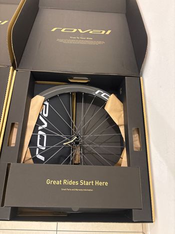 Used Roval Rapide CLX III 2026 bike — image 2 of 4