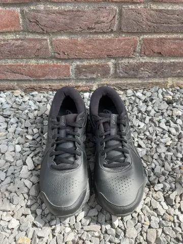Used Asics GEL-contend SL bike — image 2 of 5