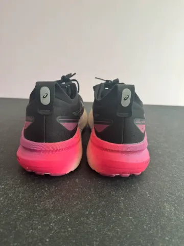 Asics Gel Kayano 31 bike d'occasion — image 7 sur 7