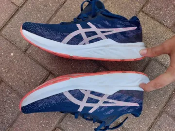 Używany Asics FF Blast bike — zdjęcie 4 z 7
