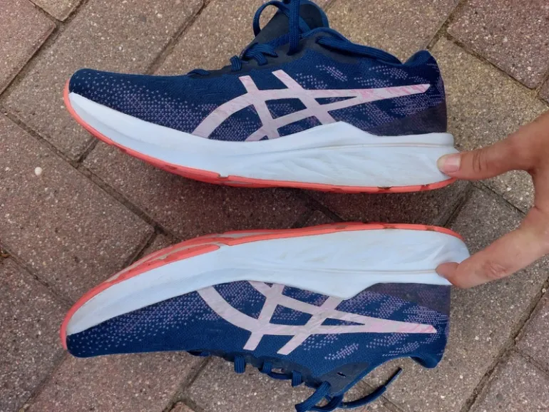 Używany Asics FF Blast bike — zdjęcie 4 z 7