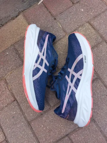 Używany Asics FF Blast bike — zdjęcie 1 z 7