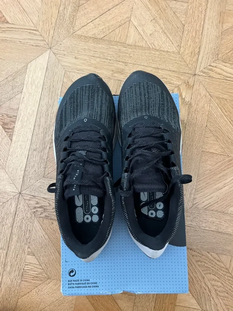 Nike Shoes bike d'occasion — image 3 sur 6