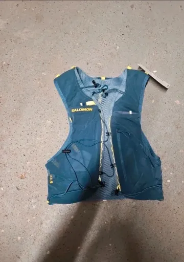 Used Salomon ADV Skin 5 Running Accessories