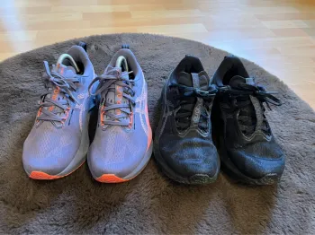 Used Asics Novablast 5 bike — image 1 of 12