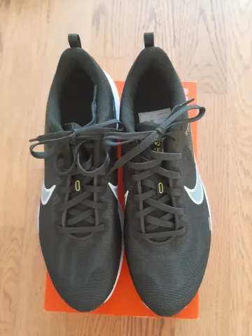 Używany Nike Running Shoes bike — zdjęcie 1 z 5